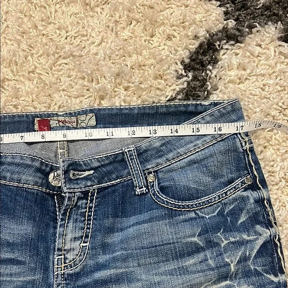 Women's Buckle cropped jeans - Picture 5 of 5